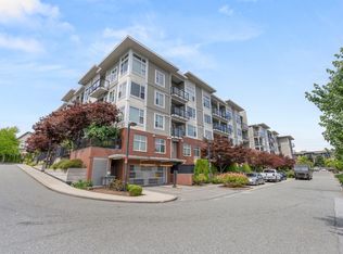 15956 86a Ave #412, Surrey, BC