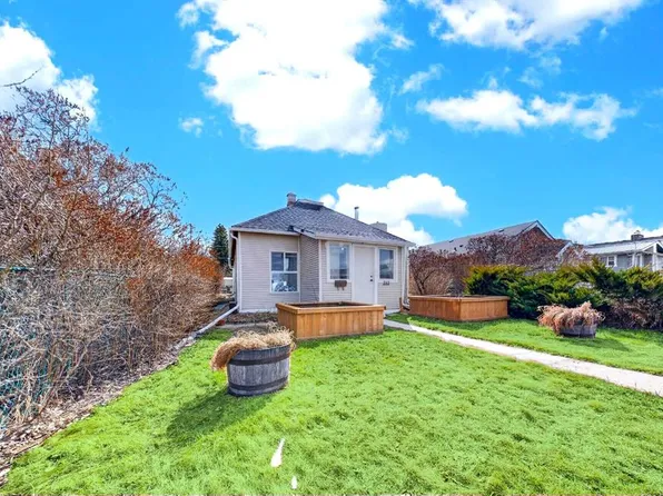 313 N 5th St, Irricana, AB T0M 1B0