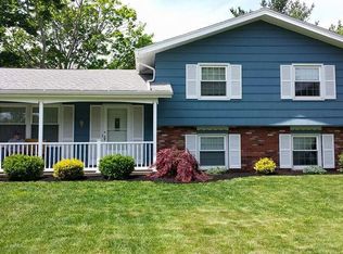 319 Churchill Dr, Rochester, NY 14616