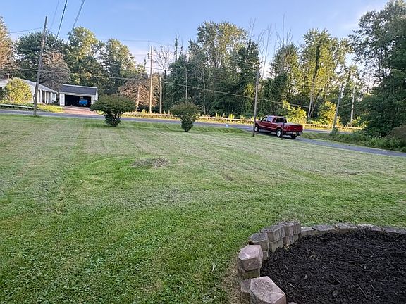 5th image of 1510 Plank Rd