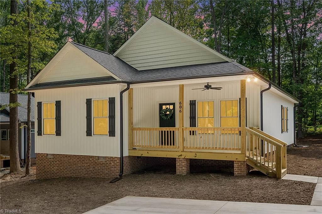 606 E Oakwood St, Mebane, NC 27302 | Zillow