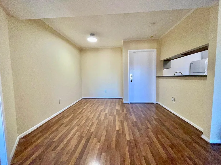 3055 Walnut Bend Ln #36 — Photo 13