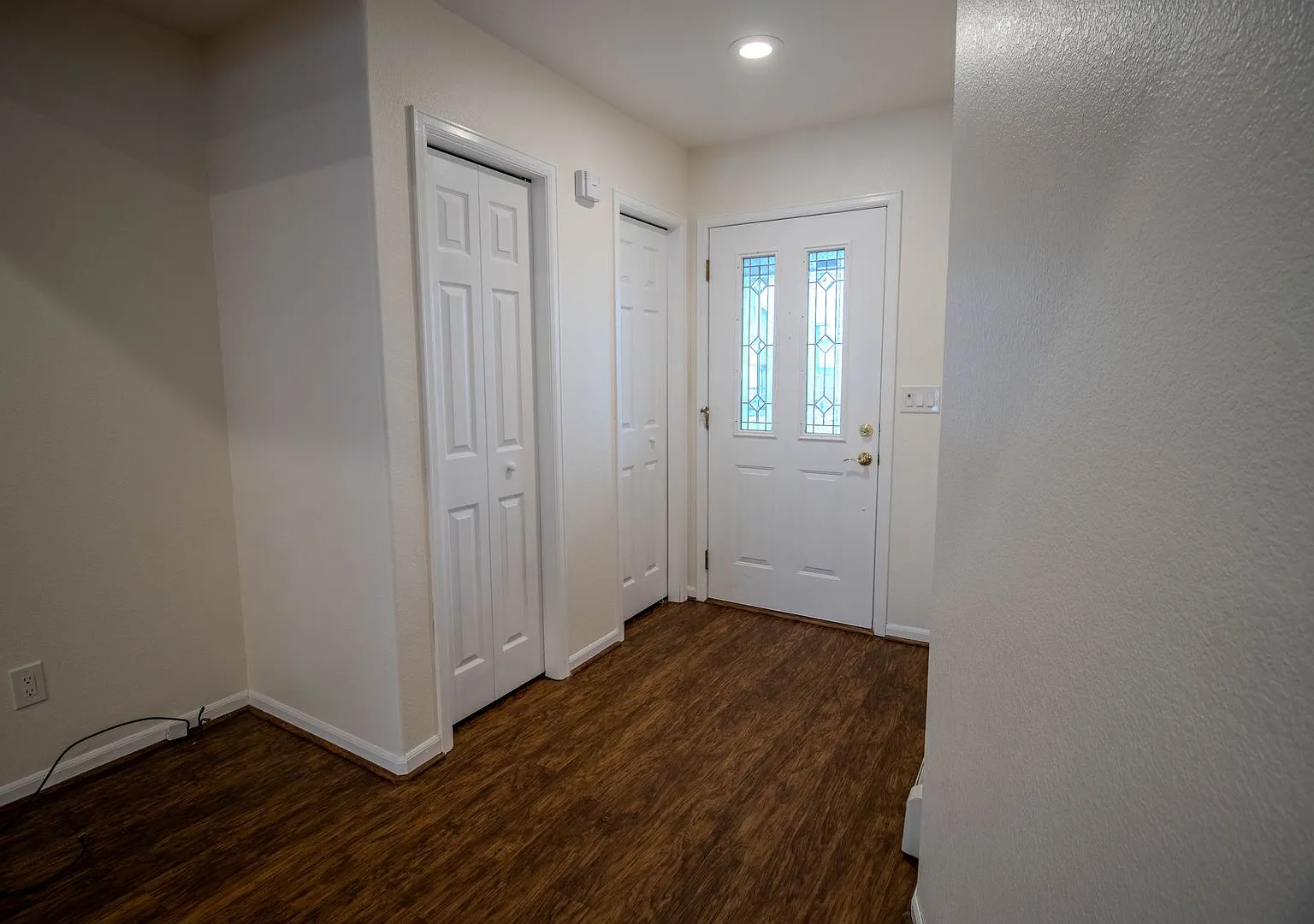 609 Cobblestone — Photo 4