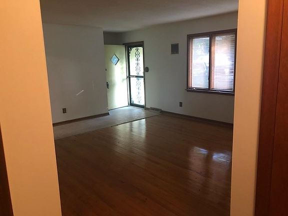 Beautiful Hardwood Floors!