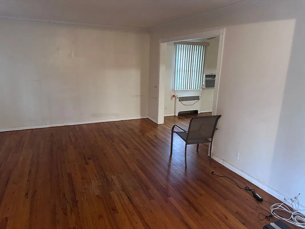 3 bed, 2.0 bath, 1150 sqft, $3,600 — Photo 2