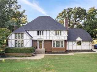 1483 N Main St, Centerton, AR 72719