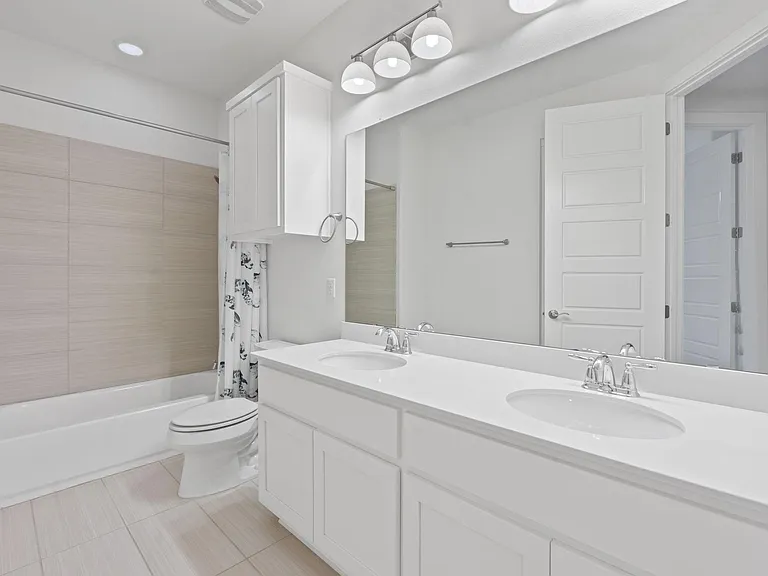 4211 Berkman Dr — Photo 13