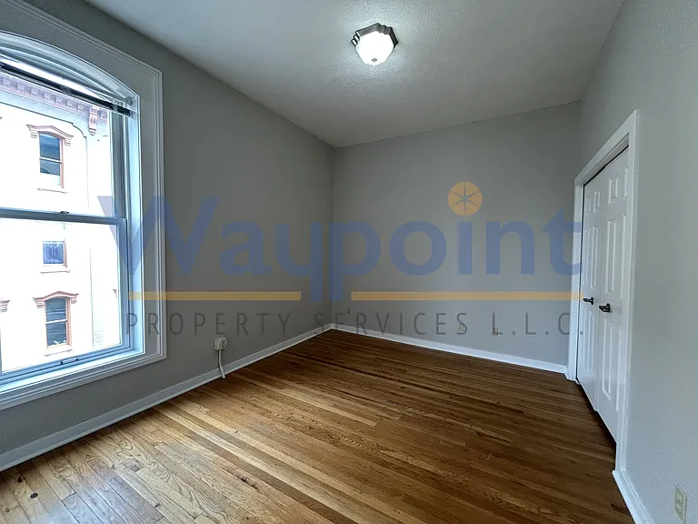 301 S Lafayette St #202 — Photo 4