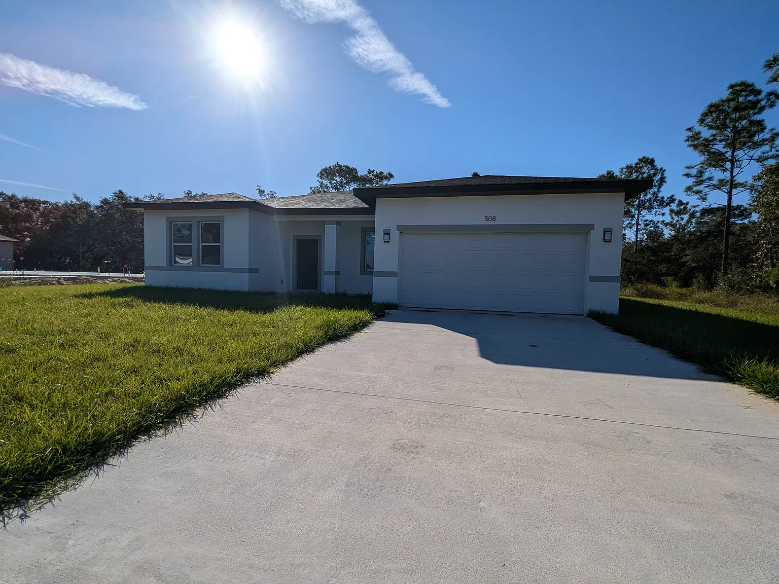 4 bed, 1881 sqft, $2,200 — Photo 2