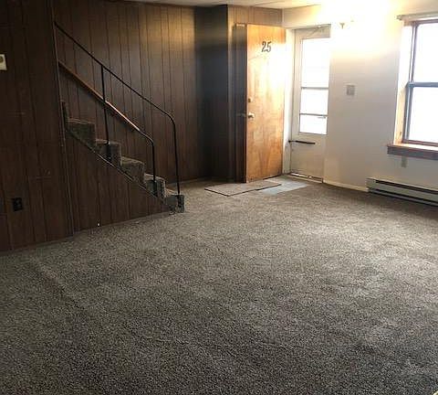 3rd image of 109 Club House Ct #25