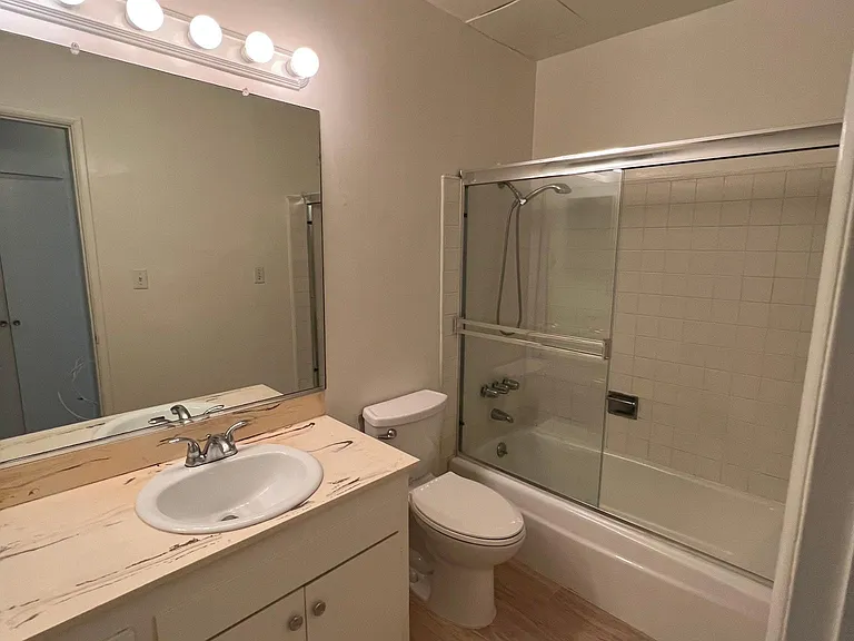 1907 Carnegie Ln #2 — Photo 11