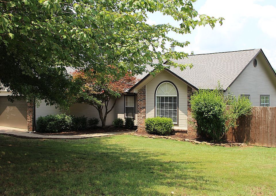1st image of 3348 W Essex Dr
