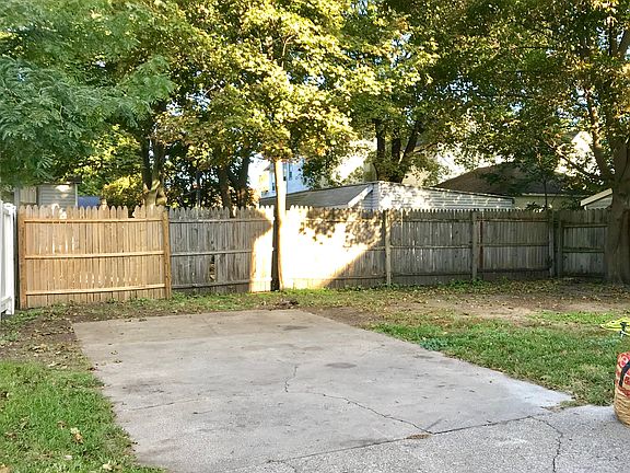 4th image of 1328 Palmer Ave