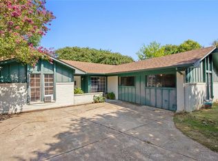 5437 Prince Dr, Lake Dallas, TX 75065