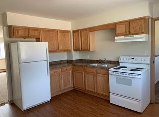 516 Schroeder Ave, Peotone, IL 60468