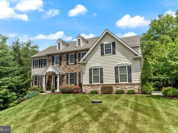 1504 Sorber Dr, West Chester, PA 19380