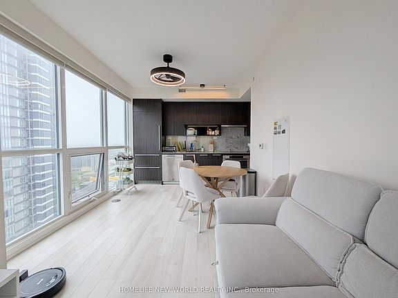 4th image of 115 McMahon Dr #1903