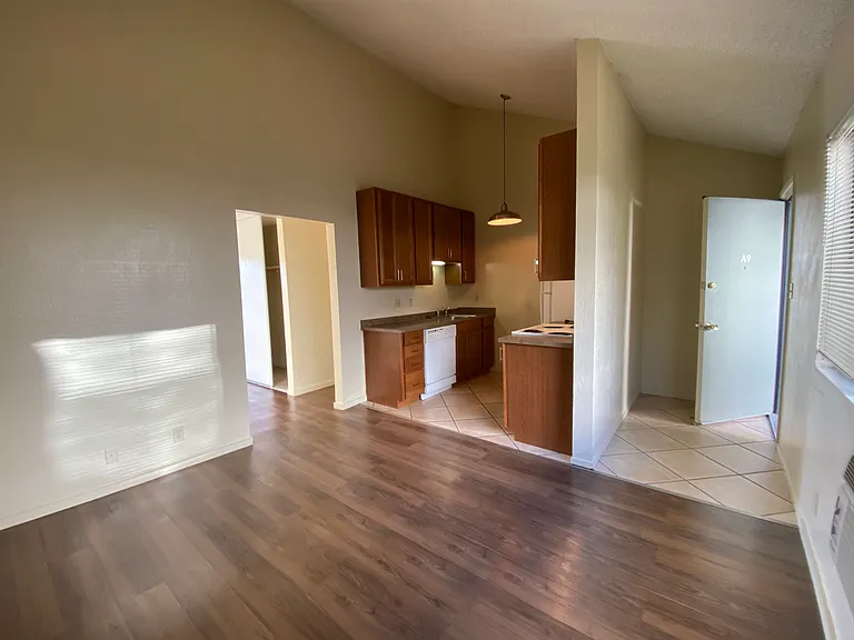 122 Ross St. — Photo 10