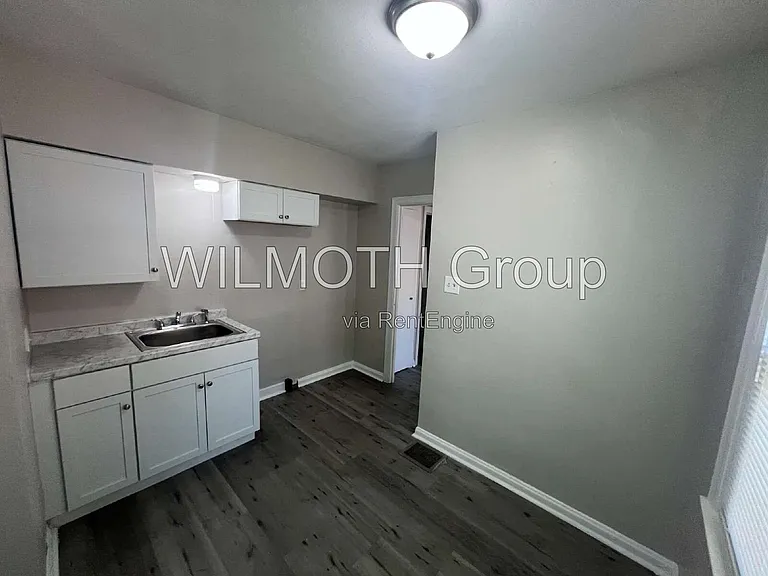 614 N Moreland Ave — Photo 5
