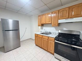 173 W 48th St APT 7, Bayonne, NJ 07002