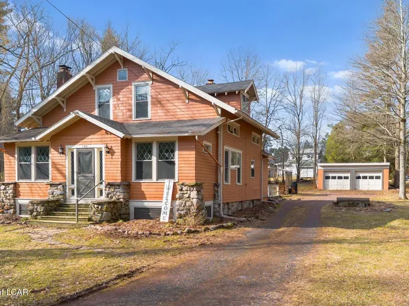 100 Azalea Rd, Mountain Top, PA 18707