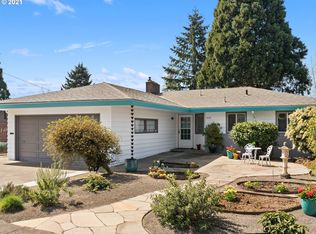 6745 SW 11th Dr, Portland, OR 97219