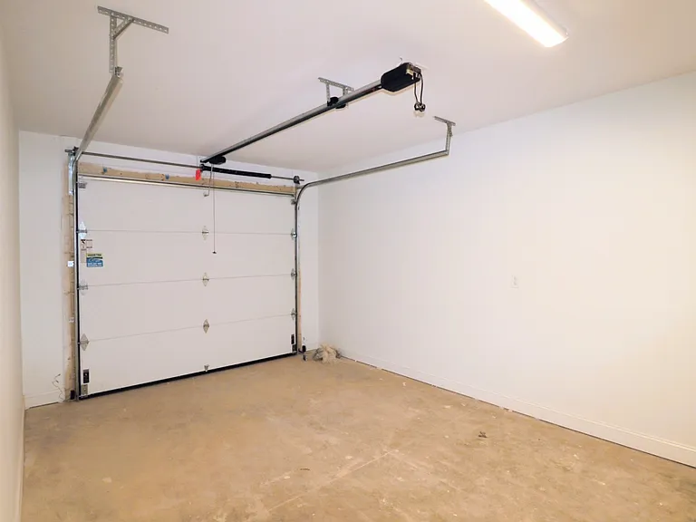 137 Independence Ln — Photo 27