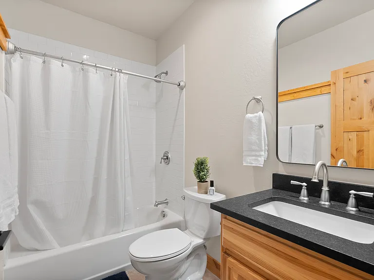 67 Harrison Ln — Photo 13