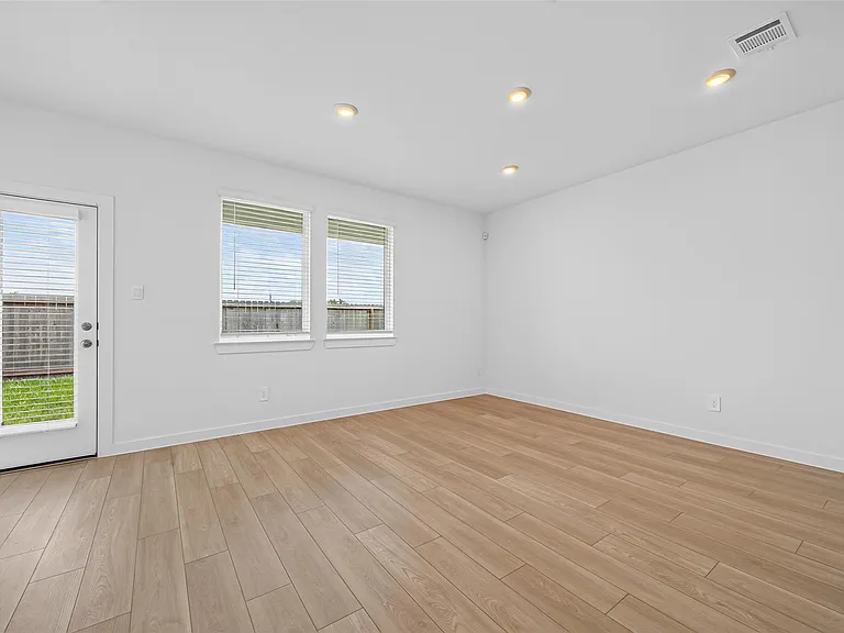 1738 Revolution Way — Photo 13