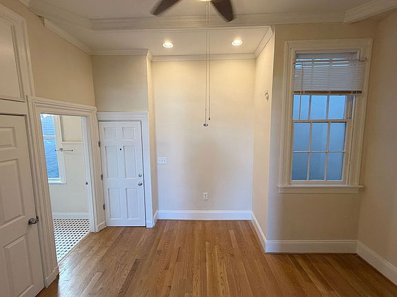 3rd image of 1318 Eutaw Pl APT 6
