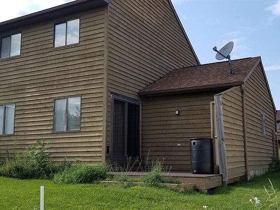 2nd image of 28 Theresa Blvd