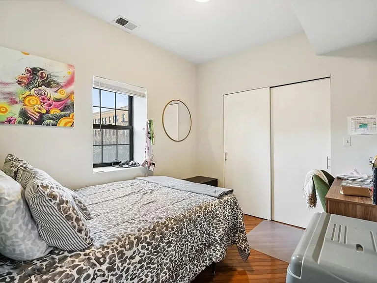 1722 W Ohio St #2 — Photo 9
