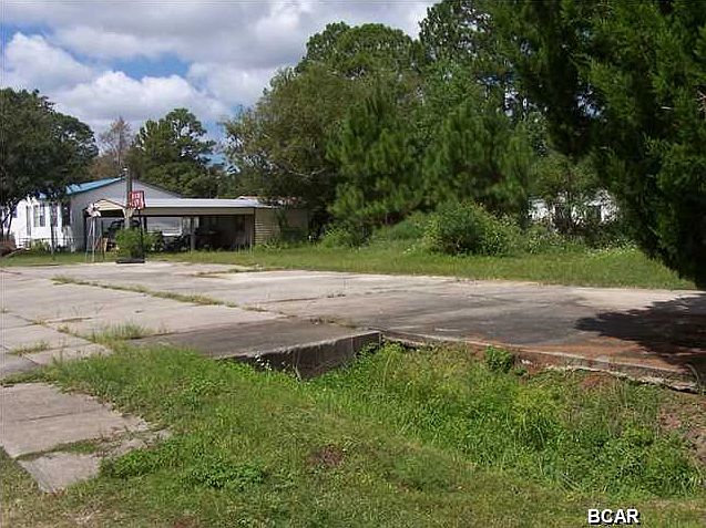 2nd image of 3633 Lane Rd