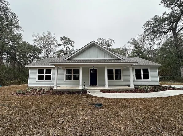 10 Centerline Rd, Crawfordville, FL 32327