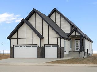 340 E Muirfield Cres, Lyalta, AB T0J1Y1