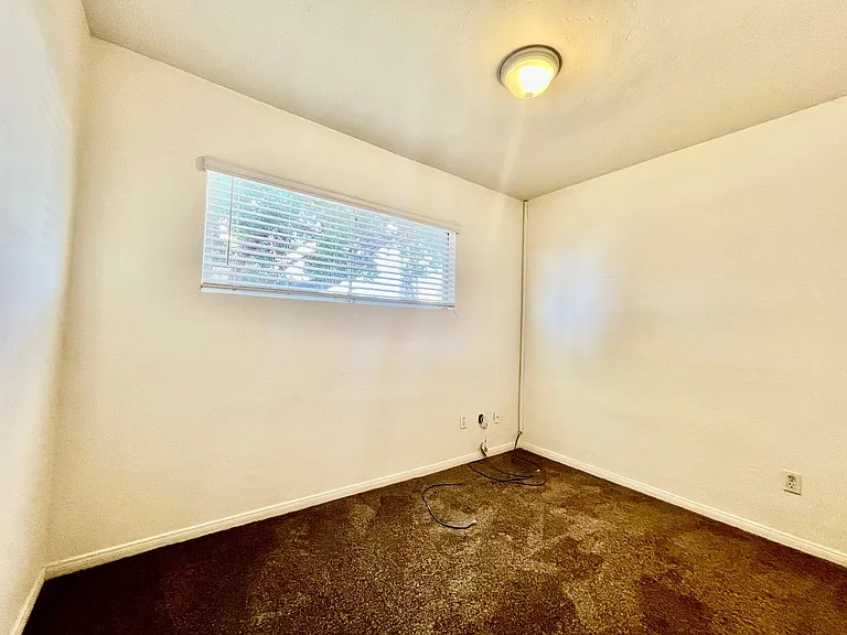701 Nardo Rd — Photo 24