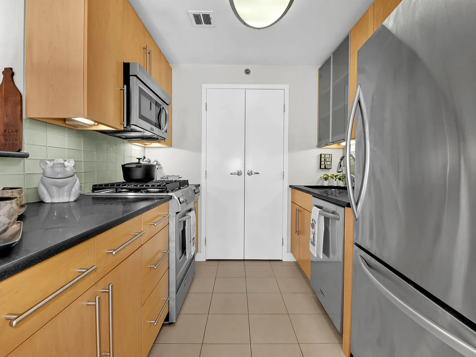 40 West 116th Street — Photo 3