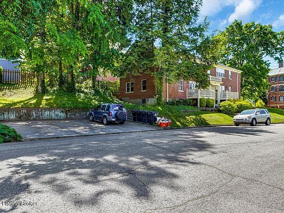 3rd image of 2100 Spring Dr #C-3
