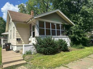 1009 W Armstrong Ave, Peoria, IL