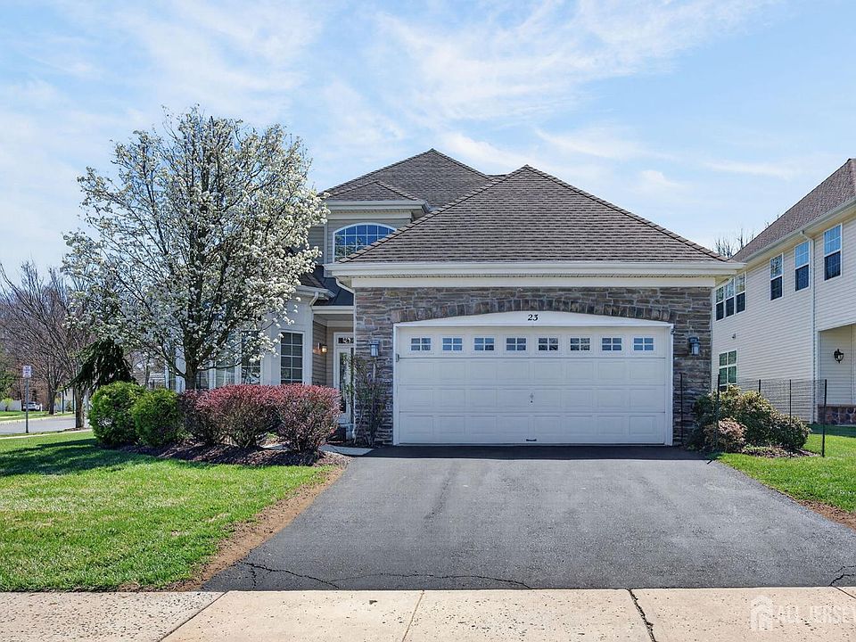 1st image of 23 Schindler Ct