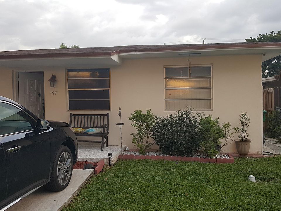 1st image of 197 Grand Canal Dr