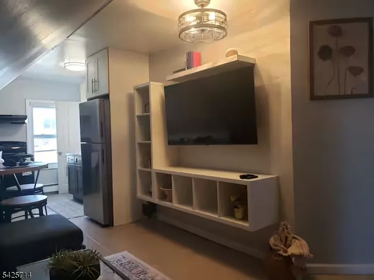 187 Milford Ave #3 — Photo 10