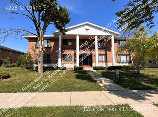 4228 N 104th St #4, Milwaukee, WI 53222