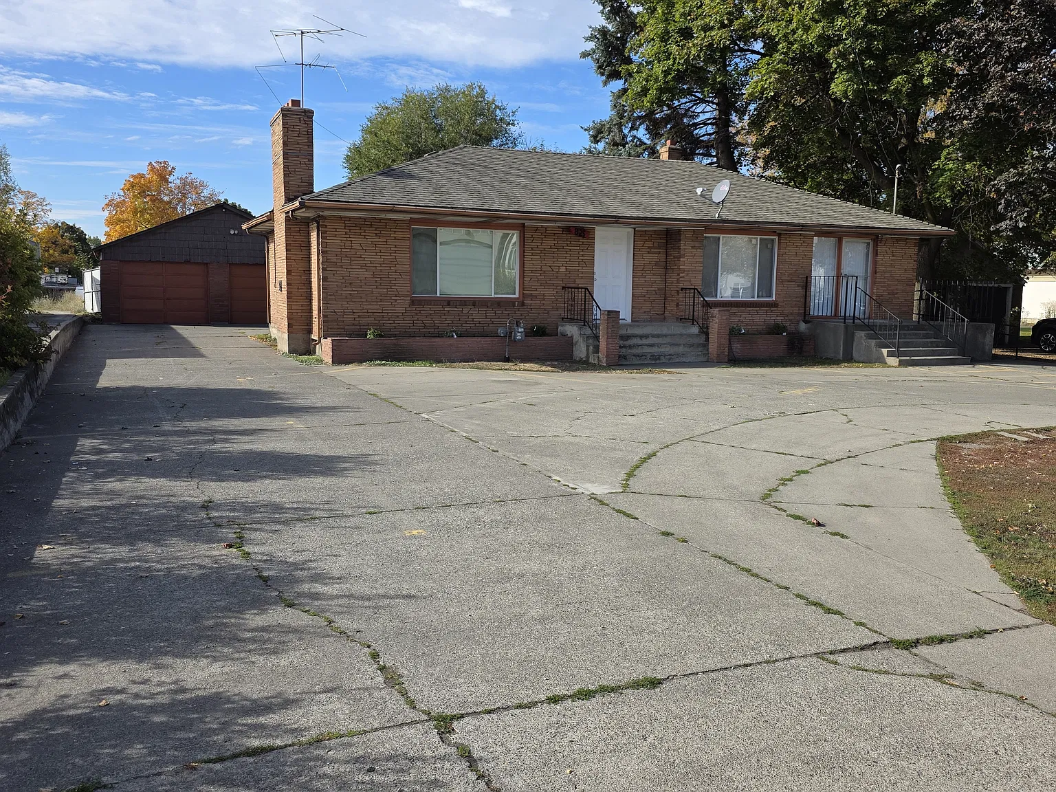 825 N Argonne Rd — Photo 1