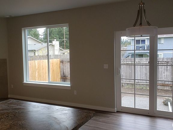 4th image of 15908 39th Ave East
