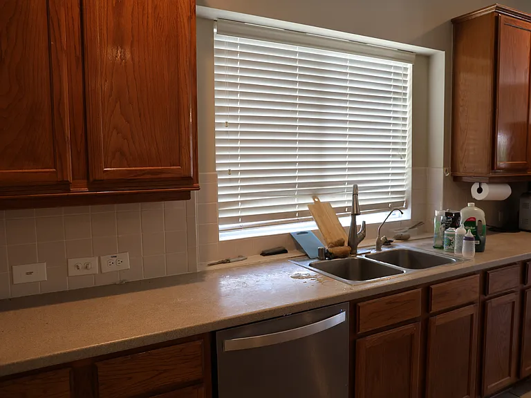 4323 Lakeside Meadow Dr — Photo 22