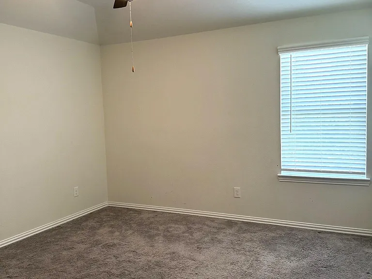 15823 Vanderpool River Dr — Photo 23