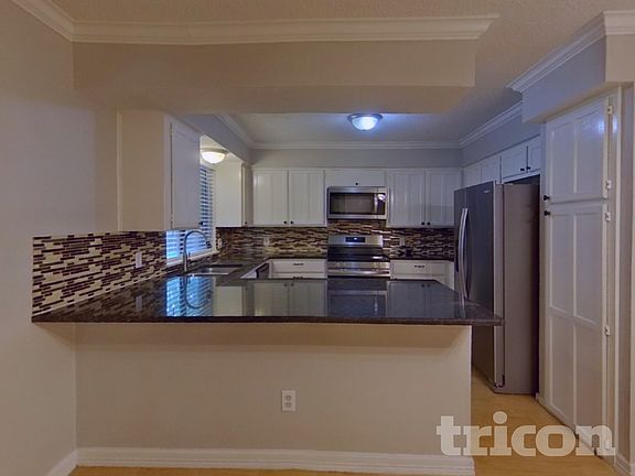 4th image of 6408 Alta Vista Dr