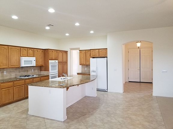 5th image of 10863 Franklin Hills Ave