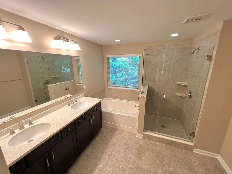 1627 Trailview Way NE — Photo 11